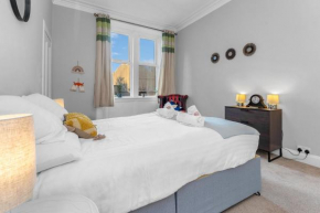Bright Large Bedroom BR1